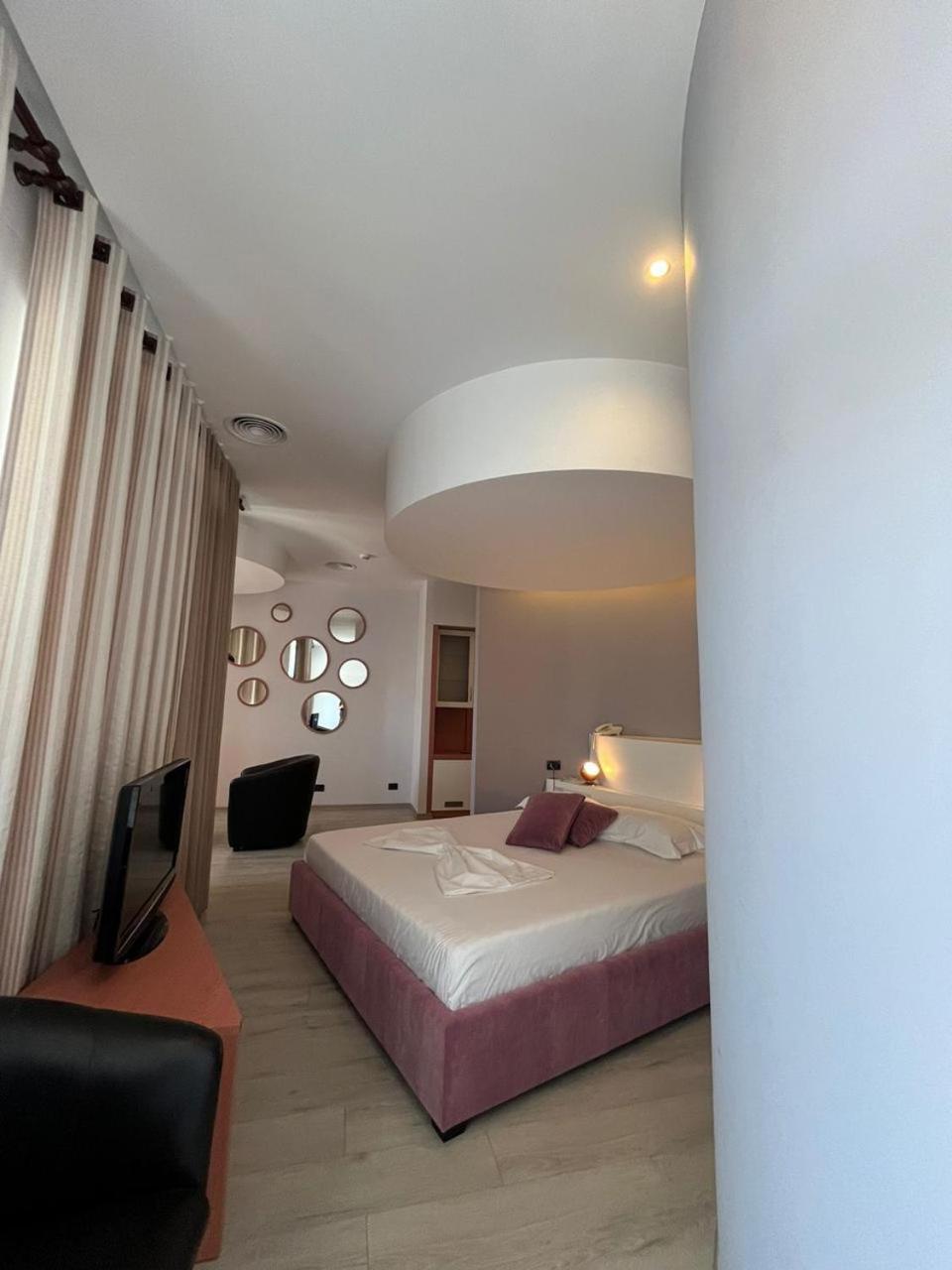 Icon Hotel Vlorë Exteriér fotografie