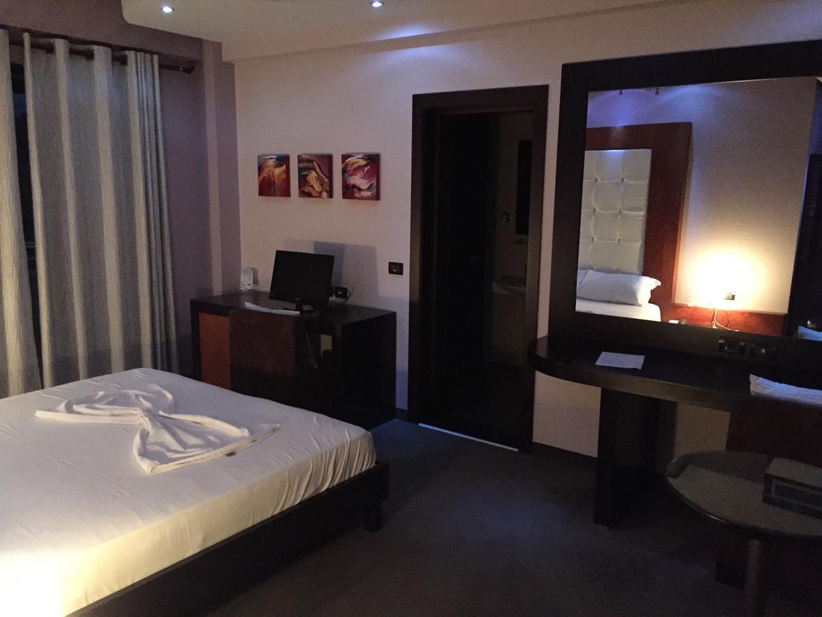 Icon Hotel Vlorë Exteriér fotografie